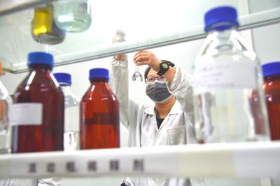 生物研发 解码生命密码，驱动未来创新